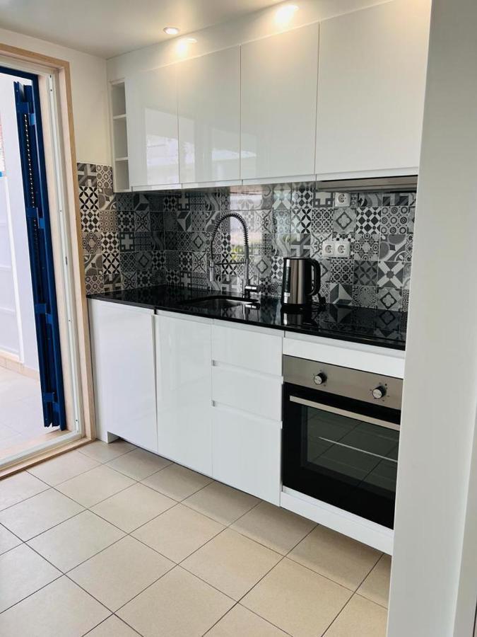Angies Marina Apartment, Includes 2 Free Passes For The Marina Pool Lagos Extérieur photo