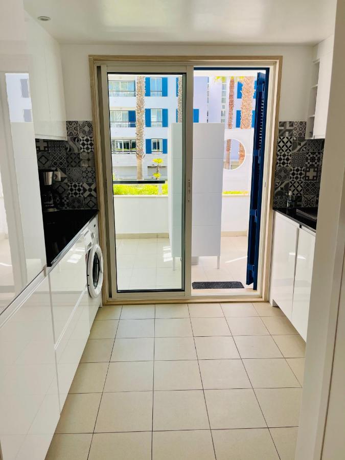 Angies Marina Apartment, Includes 2 Free Passes For The Marina Pool Lagos Extérieur photo