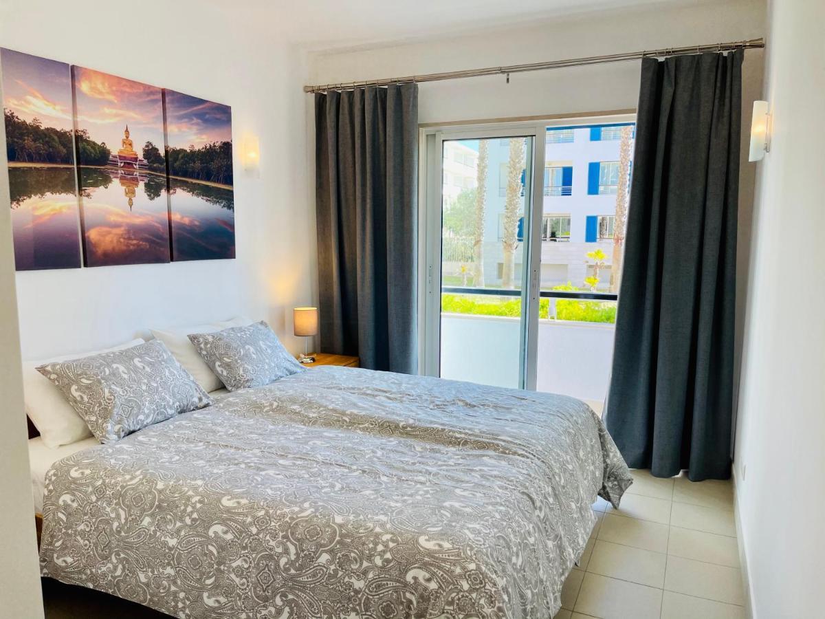 Angies Marina Apartment, Includes 2 Free Passes For The Marina Pool Lagos Extérieur photo