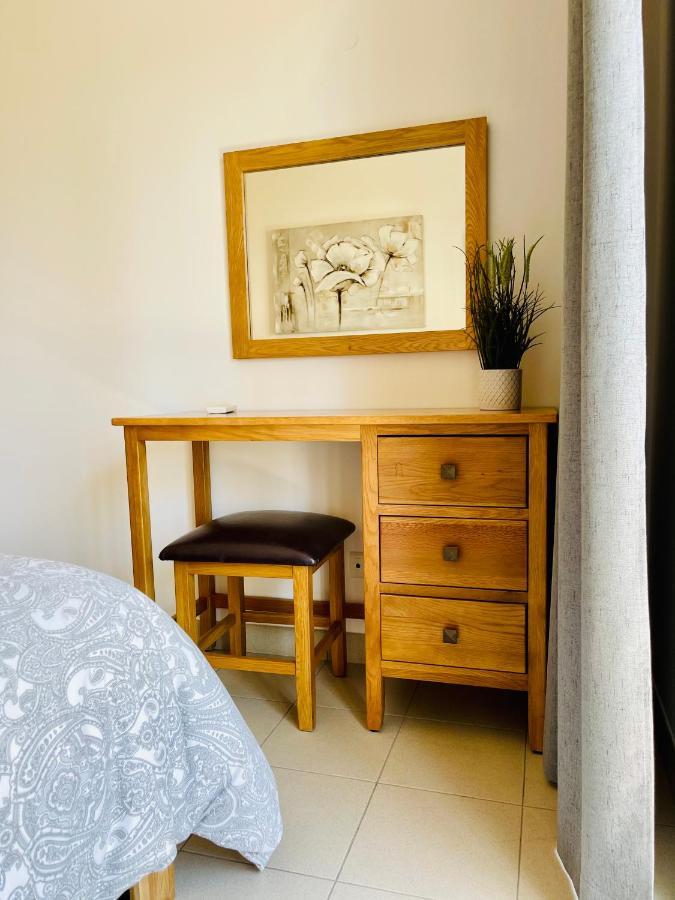 Angies Marina Apartment, Includes 2 Free Passes For The Marina Pool Lagos Extérieur photo