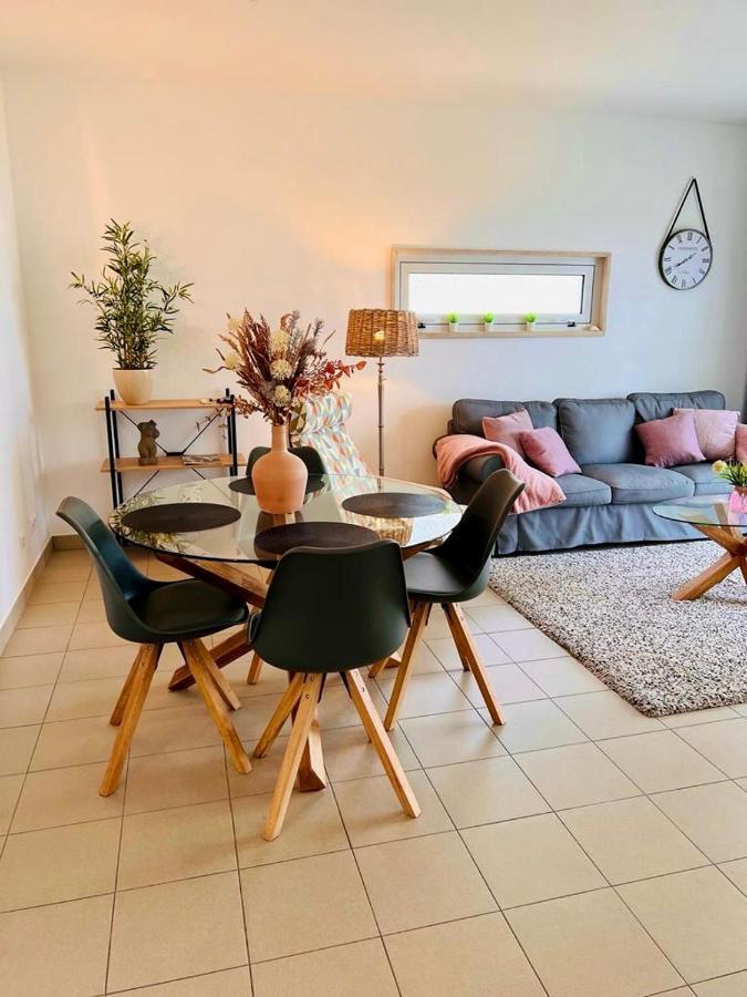 Angies Marina Apartment, Includes 2 Free Passes For The Marina Pool Lagos Extérieur photo