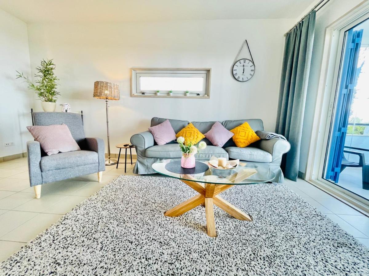 Angies Marina Apartment, Includes 2 Free Passes For The Marina Pool Lagos Extérieur photo